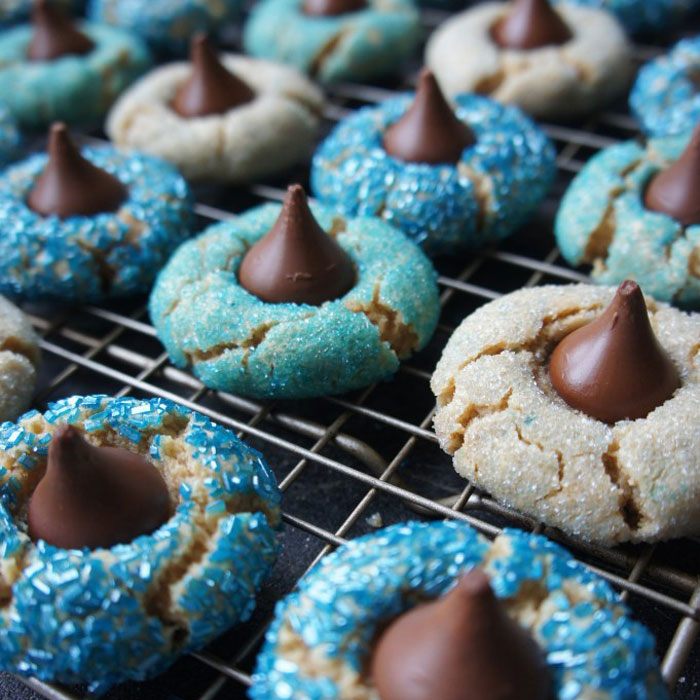 22 Decadent Hanukkah Desserts That Definitely Won't Last All 8 Nights