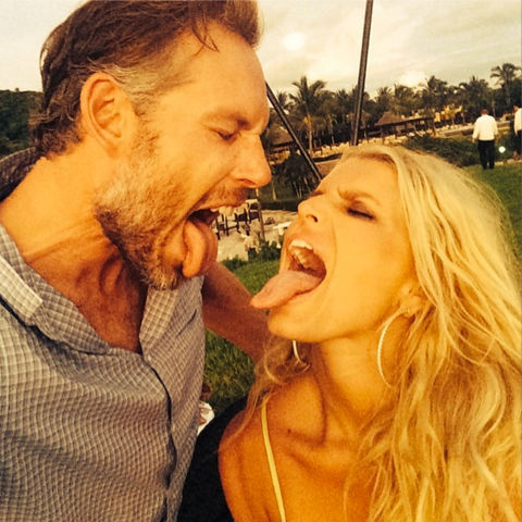 Cute Couple Pictures With Captions 14 celeb couples being cute on ...