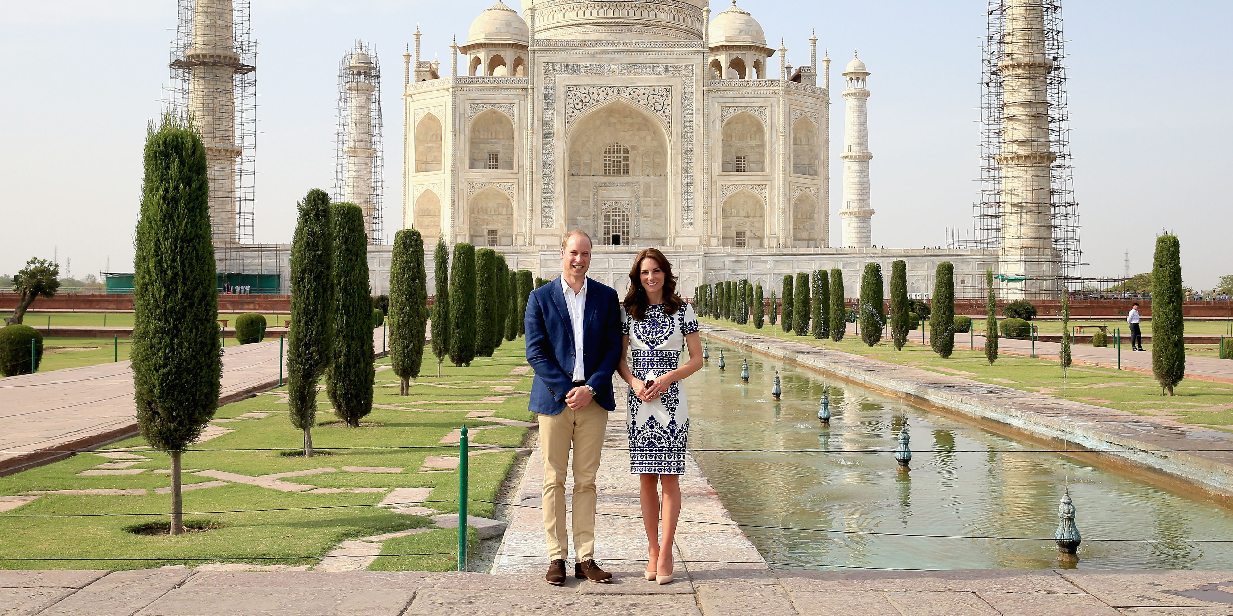 Kate Middleton and Prince William Recreate Princess Diana's Iconic Taj Mahal  Photo